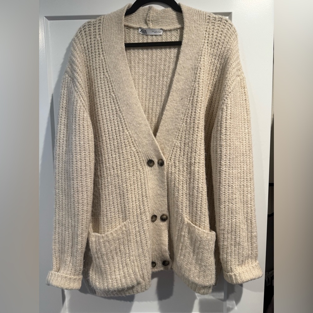 Zara Cream Women's Cardigan Sweater